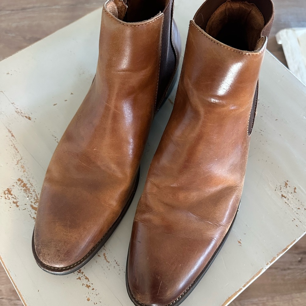 Kenneth Cole Leather Ankle Boots